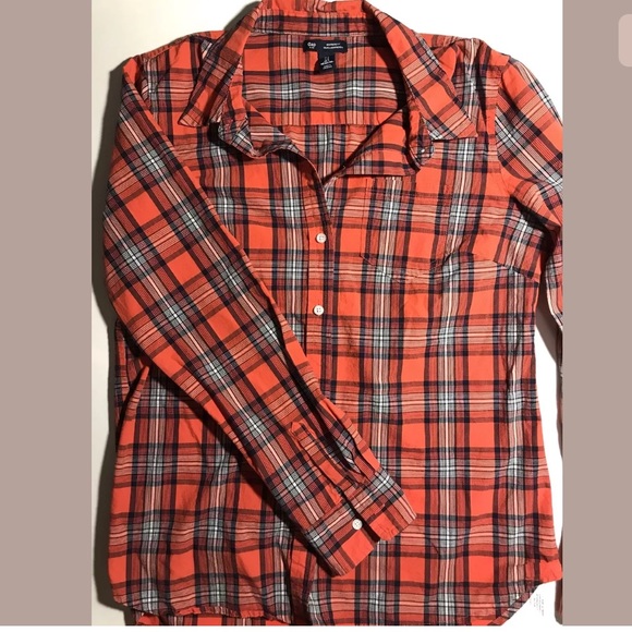 GAP Tops - Gap women’s flannel shirt small boyfriend fit